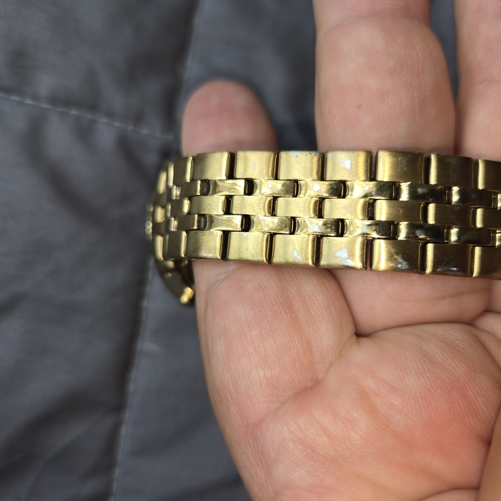 Michael Kors Gold Watch 7 Inch Long - Picture 5 of 8